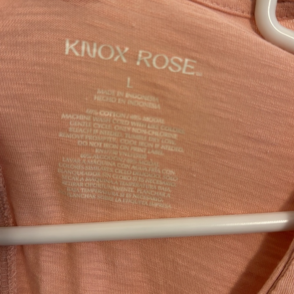 Knox Rose tee - Picture 2 of 4